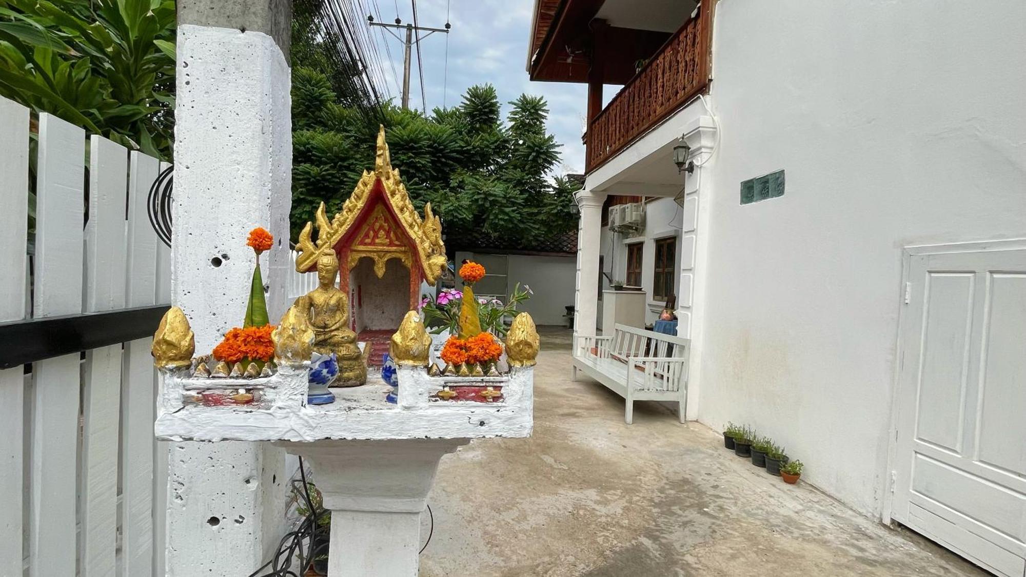 Moukdavan Guesthouse Luang Prabang Exterior photo